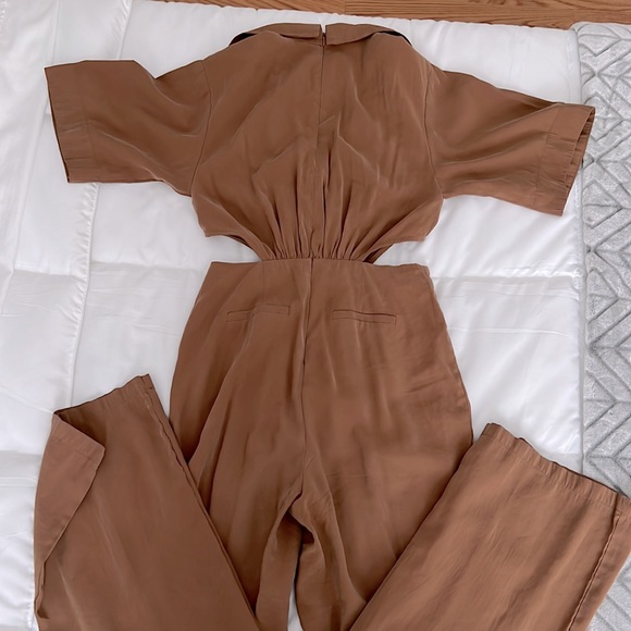 Cut-Out Jumpsuit - Picture 8 of 8